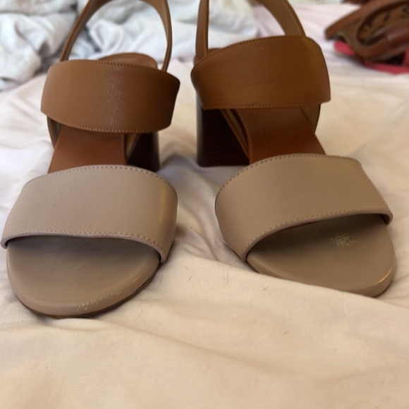 Chloe casual heels. Definitely some wear and tear but could be fixed up - Picture 4 of 4